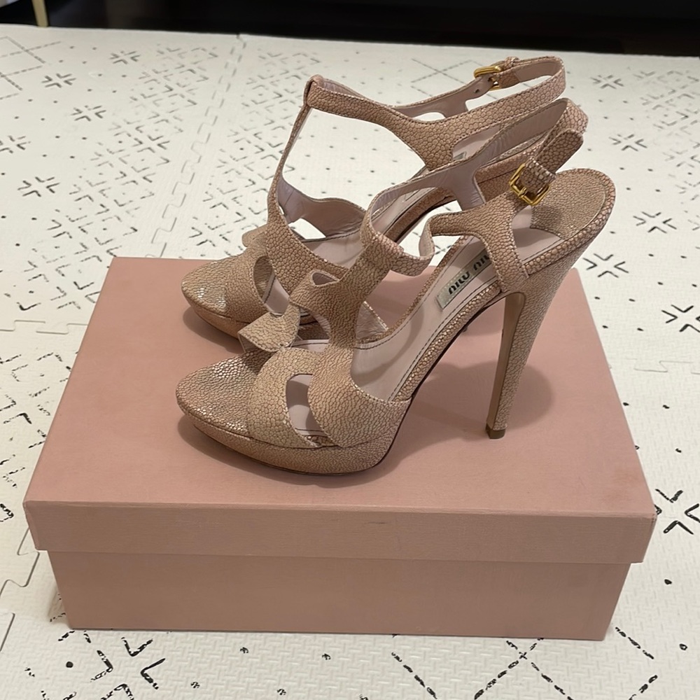 Miu miu heels Perfect condition
